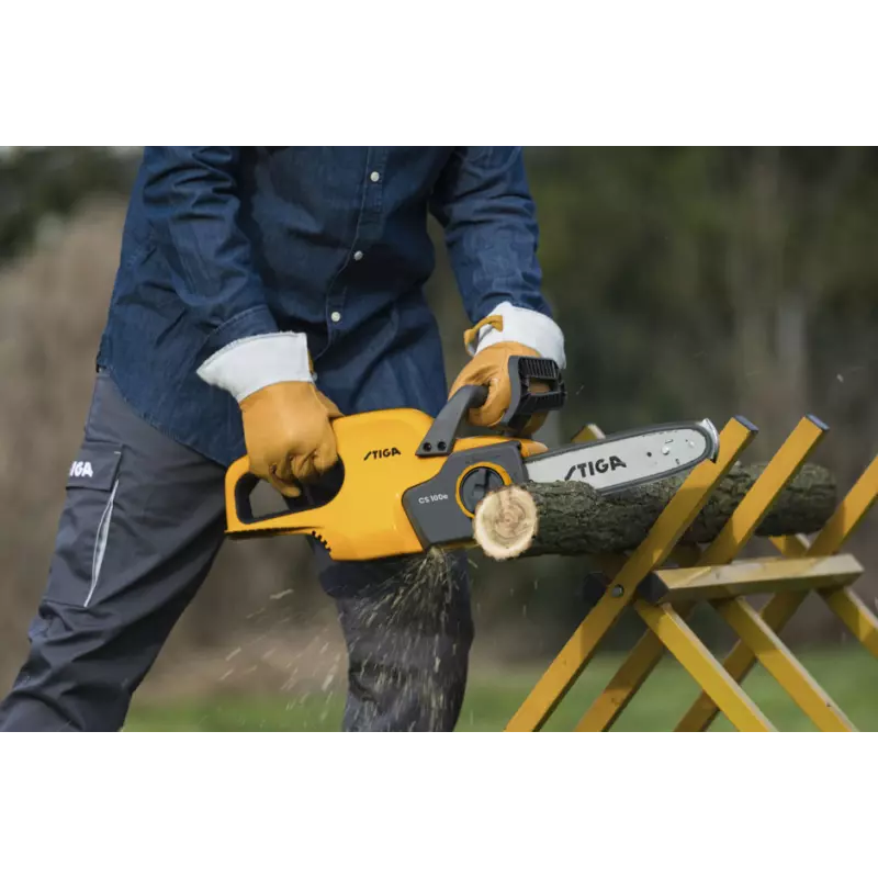 CS100eKit_271404101ST1_amb03_web